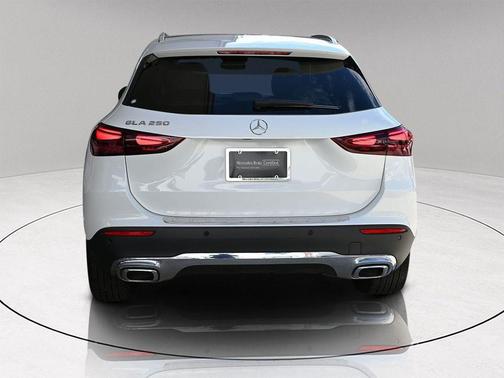 2025 Mercedes-Benz GLA 250 Base