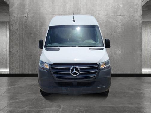 2022 Mercedes-Benz Sprinter 1500 144 WB Standard Roof Passenger