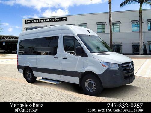 2022 Mercedes-Benz Sprinter 1500 144 WB Standard Roof Passenger