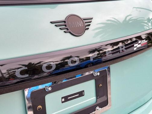 2025 MINI Hardtop SIGNATURE PLUS