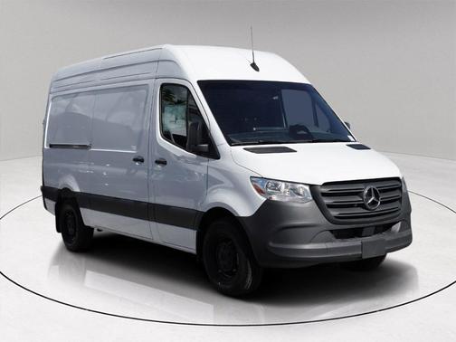 2025 Mercedes-Benz Sprinter 2500 Standard Roof