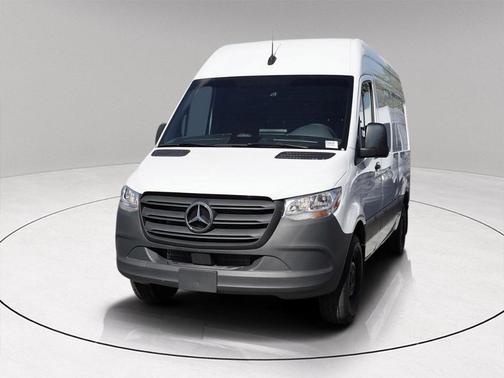 2025 Mercedes-Benz Sprinter 2500 Standard Roof