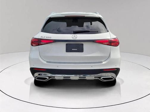 2024 Mercedes-Benz GLC 300 Base