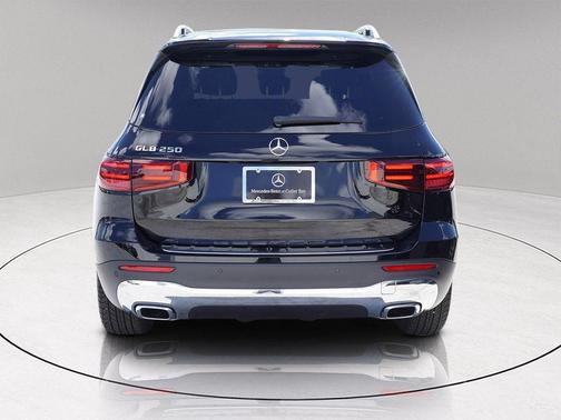 2026 Mercedes-Benz GLB 250 Base