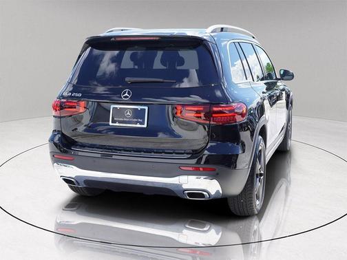 2026 Mercedes-Benz GLB 250 Base