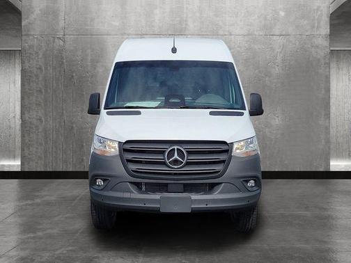 2025 Mercedes-Benz Sprinter 2500 High Roof