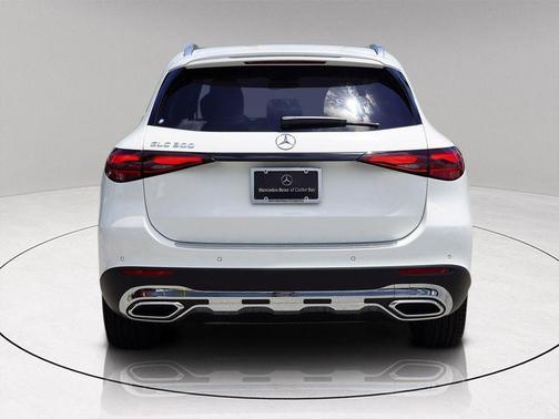 2026 Mercedes-Benz GLC 300 Base