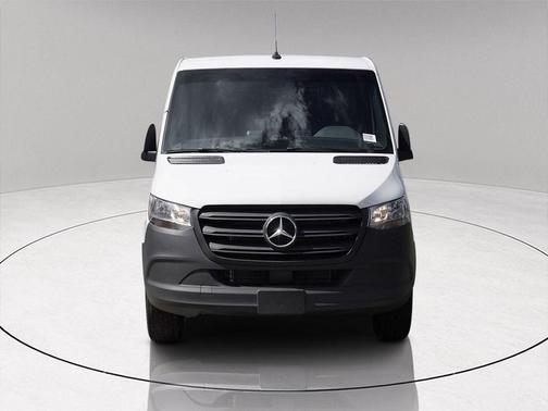 2025 Mercedes-Benz Sprinter 2500 Standard Roof