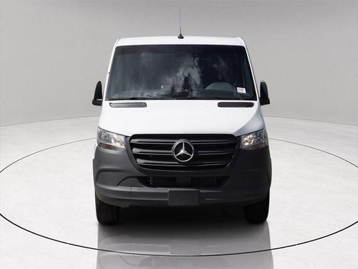 2025 Mercedes-Benz Sprinter 2500 Standard Roof