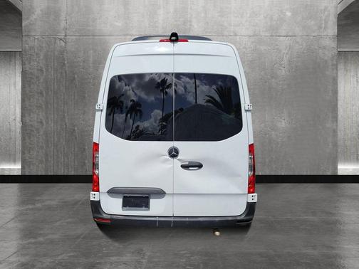 2021 Mercedes-Benz Sprinter 2500 High Roof