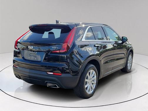 Stellar Black Metallic 2023 Cadillac XT4 Luxury