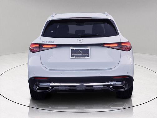 2026 Mercedes-Benz GLC 300 Base