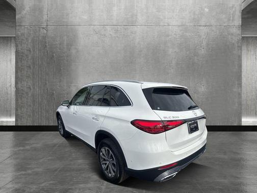 2024 Mercedes-Benz GLC 300 Base