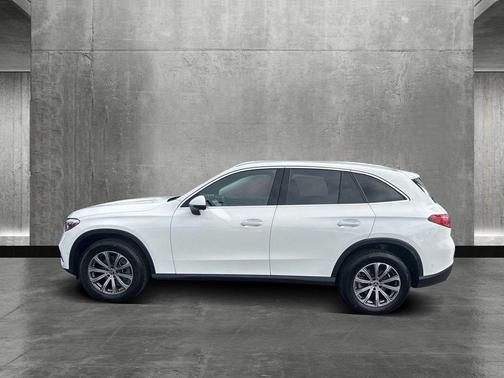 2024 Mercedes-Benz GLC 300 Base