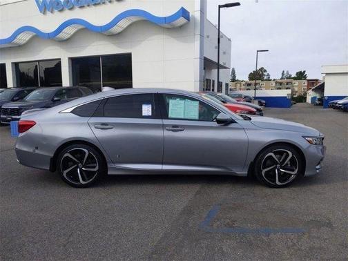 Photo 5 of 27 of 2020 Honda Accord Sport 1.5T