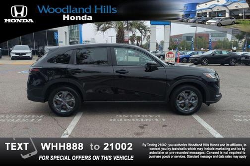 Crystal Black Pearl 2026 Honda HR-V LX