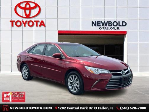 2016 Toyota Camry Hybrid XLE