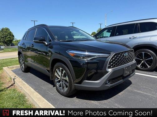 Jet Black 2025 Toyota Corolla Cross XLE