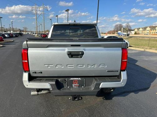 2025 Toyota Tacoma Hybrid TRD Off Road