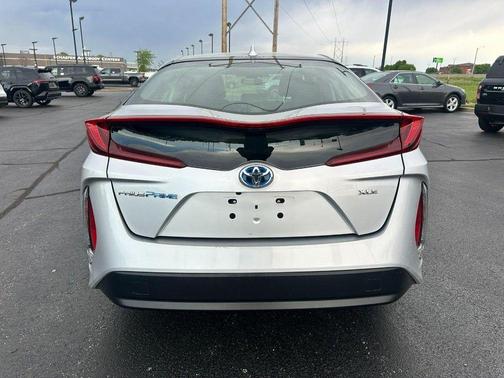 Classic Silver Metallic 2020 Toyota Prius Prime XLE