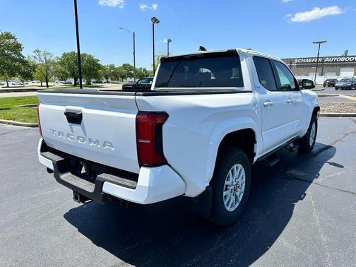 Ice Cap 2026 Toyota Tacoma SR5