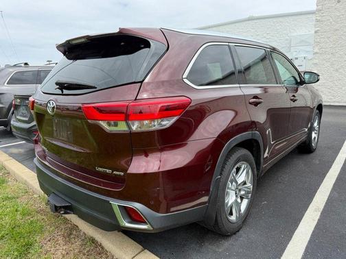 Ooh La La Rouge Mica 2019 Toyota Highlander Limited