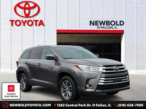 Predawn Gray Mica 2018 Toyota Highlander XLE