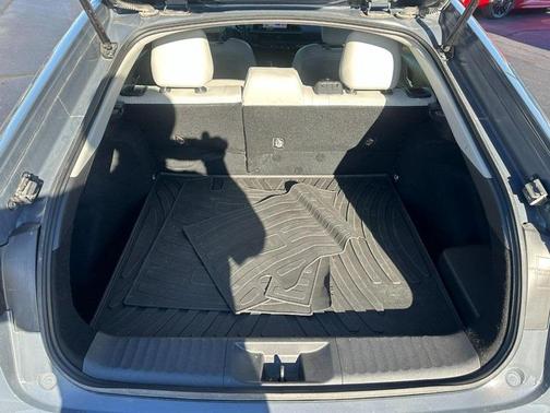 2023 Toyota Prius Limited