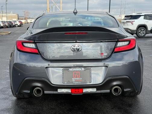 2022 Toyota GR86 Premium