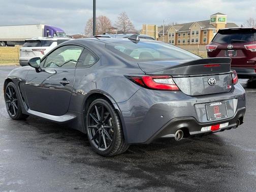 2022 Toyota GR86 Premium