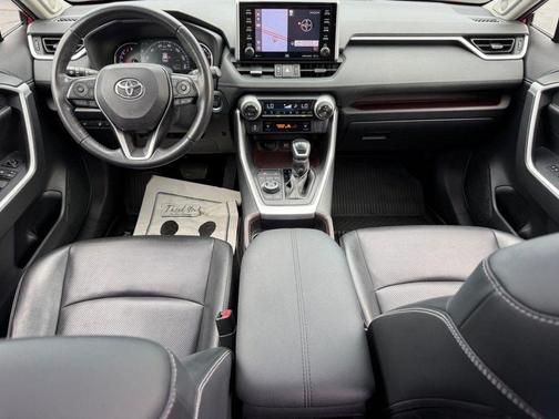 Ruby Flare Pearl 2019 Toyota RAV4 Limited