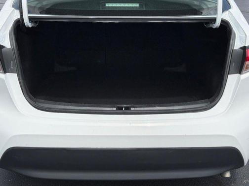 Ice 2024 Toyota Corolla LE