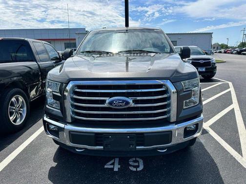 Magnetic Metallic 2015 Ford F-150 XLT