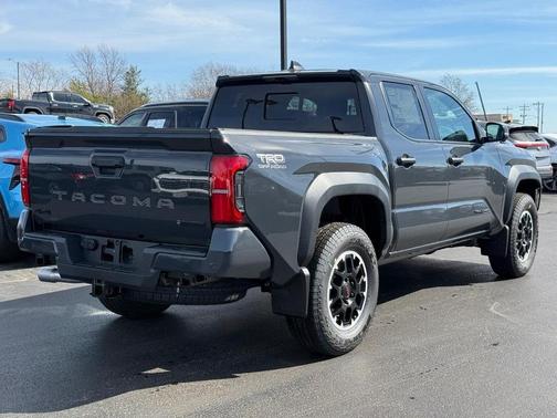 2026 Toyota Tacoma Hybrid TRD Off Road