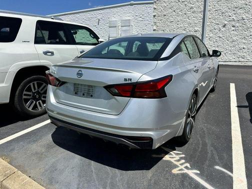 Brilliant Silver Metallic 2020 Nissan Altima SR FWD