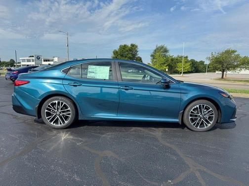 Ocean 2026 Toyota Camry XLE
