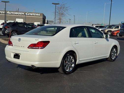2007 Toyota Avalon XLS