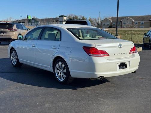 2007 Toyota Avalon XLS