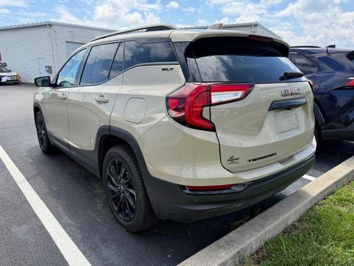 Desert Sand Metallic 2023 GMC Terrain SLT