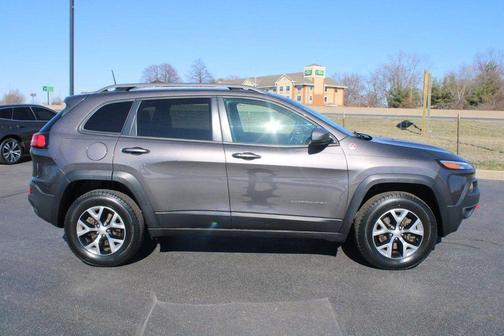 2018 Jeep Cherokee Trailhawk