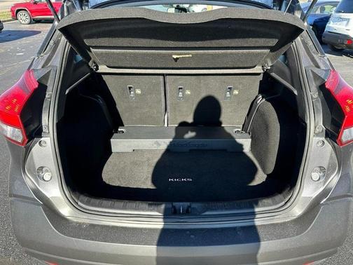 2018 Nissan Kicks SV