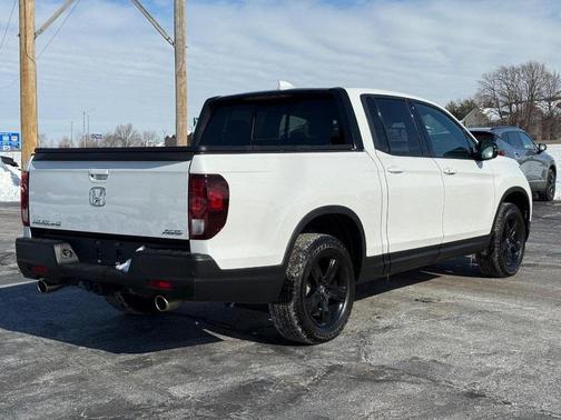 2023 Honda Ridgeline Black