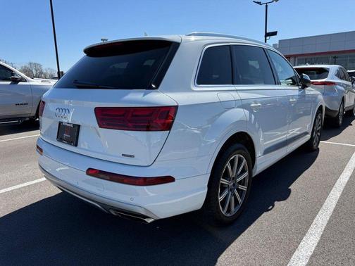 2017 Audi Q7 2.0T Premium