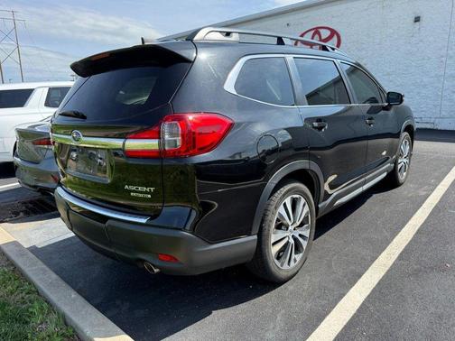 Crystal Black Silica 2020 Subaru Ascent Limited 7-Passenger