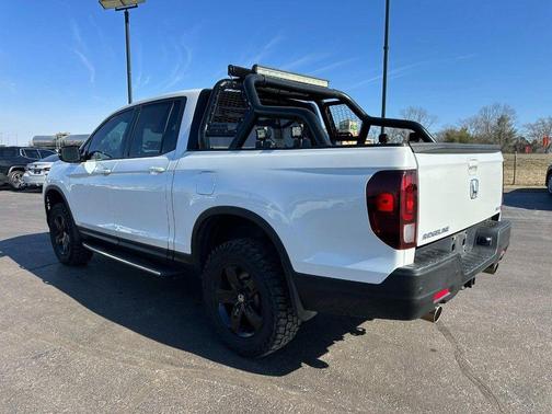 2021 Honda Ridgeline Black