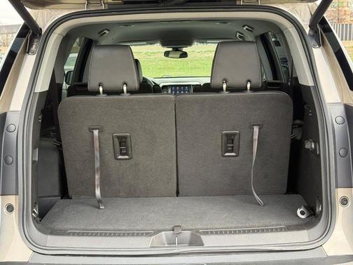 2023 GMC Acadia FWD SLT