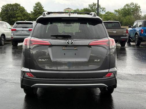 Magnetic Gray Metallic 2018 Toyota RAV4 XLE