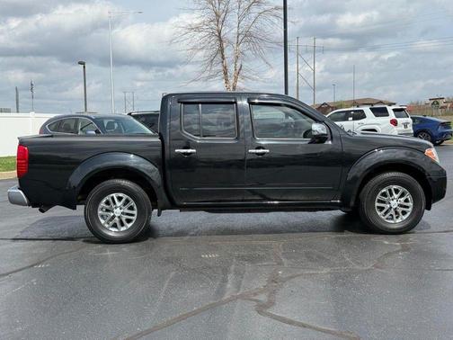 Magnetic Black Pearl 2019 Nissan Frontier SV