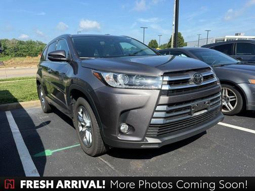 Predawn Gray Mica 2018 Toyota Highlander Limited