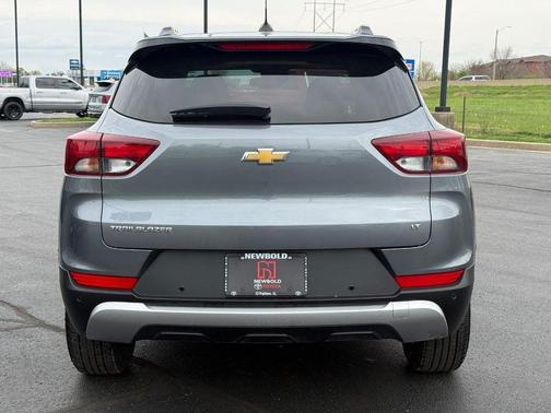 Satin Steel Metallic 2021 Chevrolet Trailblazer LT